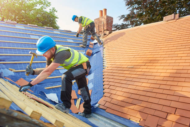 Best Emergency Roof Repair Services  in Oak Trail Shores, TX